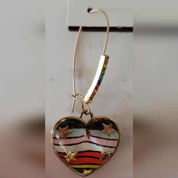 BETSEY JOHNSON  EARRINGS - Picture 5 of 9